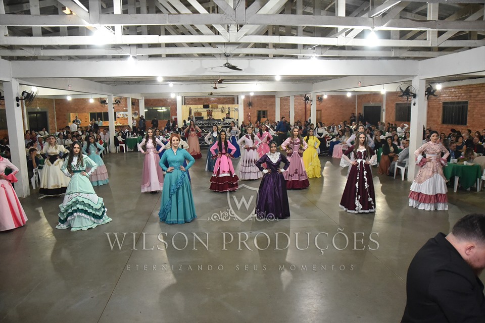 13º Baile da Prenda Jovem – CTG Jacob Fritz Cerimonialista: Cleberson Gonçalves (Majess). - 69816974_1634367573365886_6808374744505647104_n